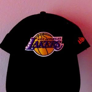 Los Angeles Lakers hat with brim.